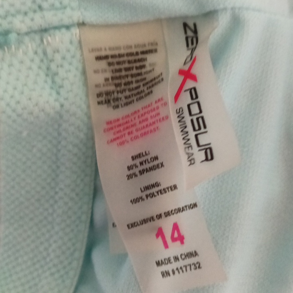 Zero Posur  tank top - Picture 6 of 6